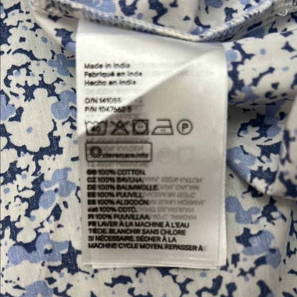 NWT H&M Floral Blue and White Blouse Top - Picture 6 of 6